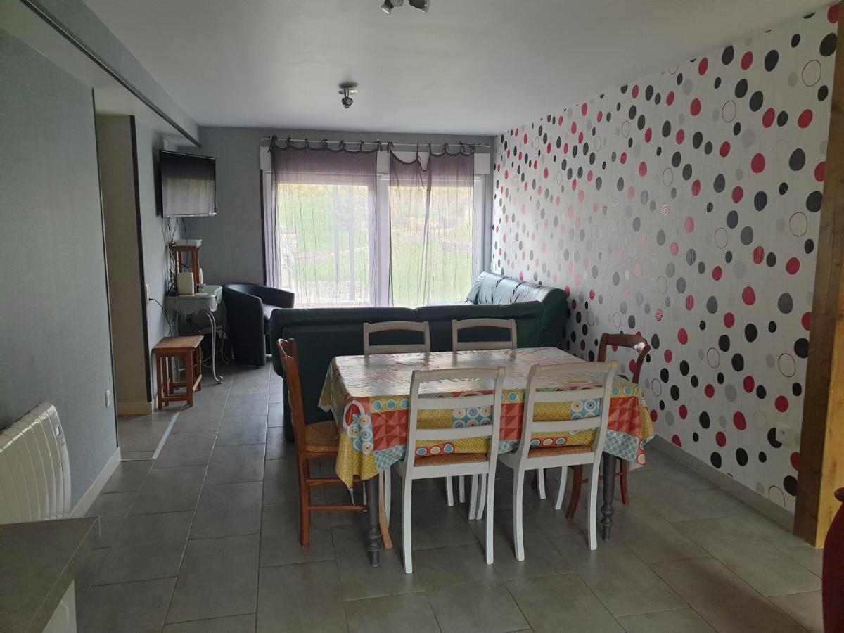 Au Relais Du Canal A Grand Gabarit Nesle Zewnętrze zdjęcie