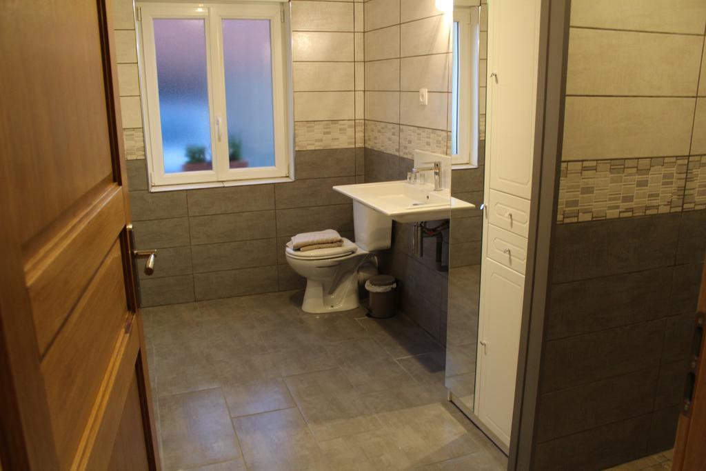 Au Relais Du Canal A Grand Gabarit Nesle Zewnętrze zdjęcie